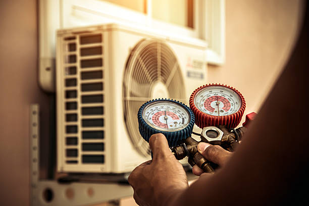 Professional Hvac technician working in Perris, CA